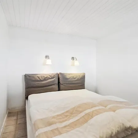 Holiday home Gorgeous In With Kitchen Munkebo